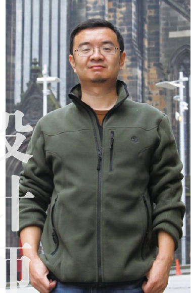 李