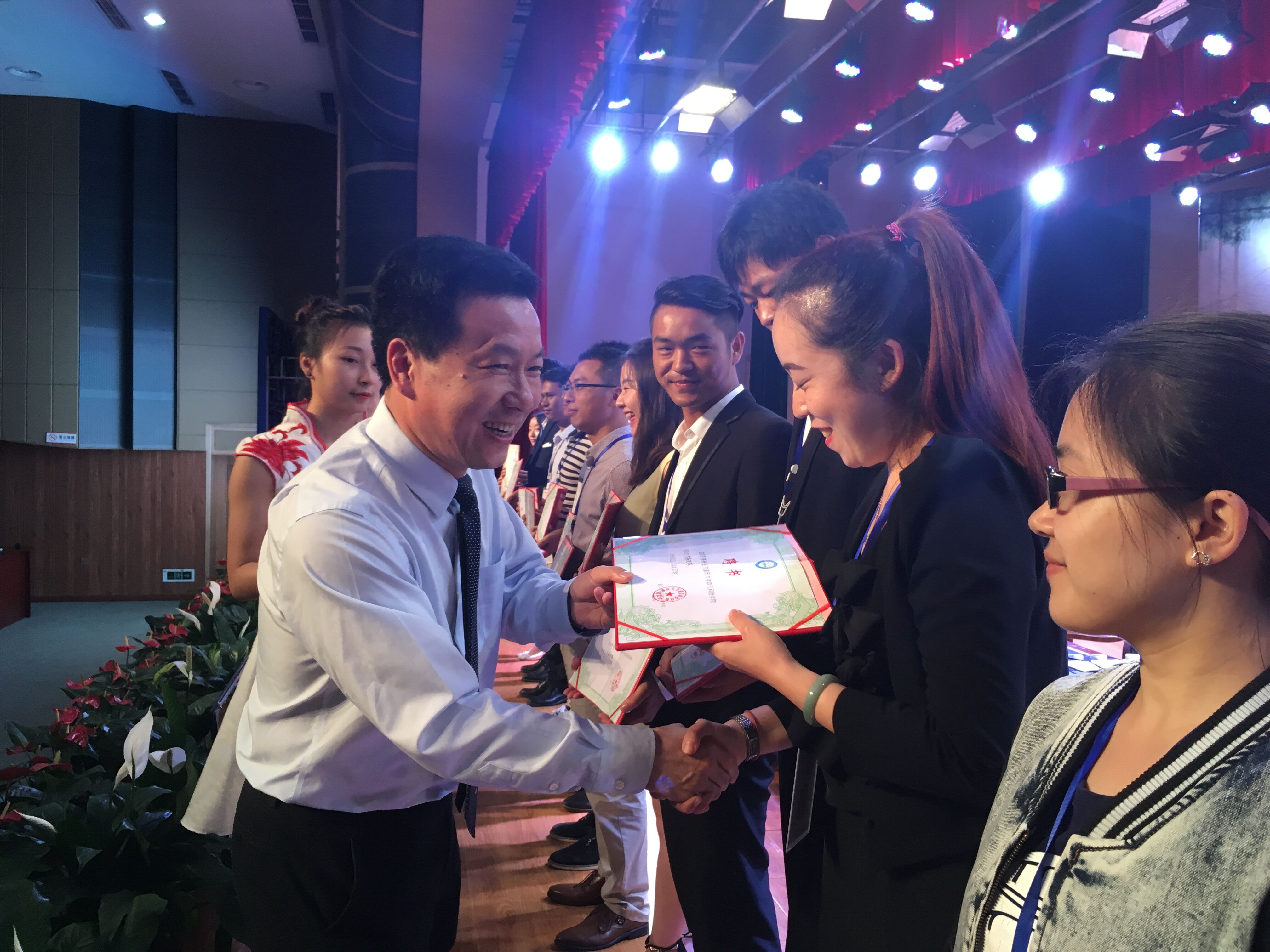 qq图片20160519164843