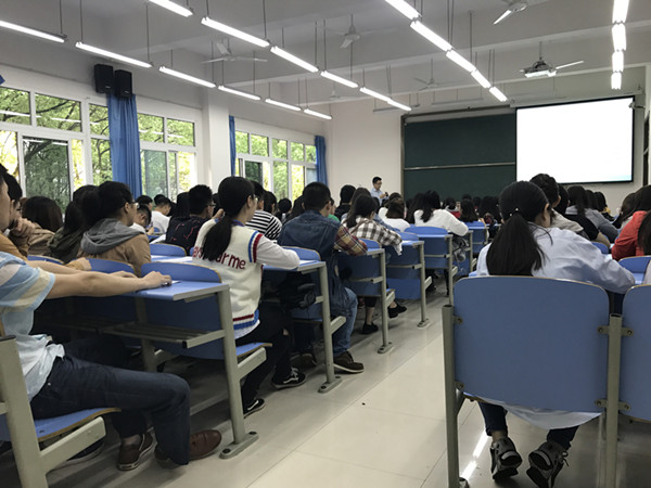 -14bef2f5b0d3f318_副本