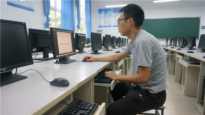 图6安装实验教学软件