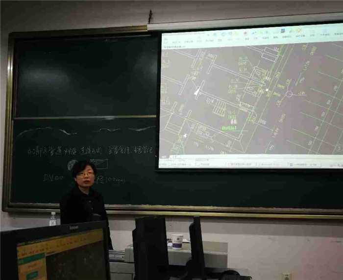 史琳老师在i＆o教学课堂