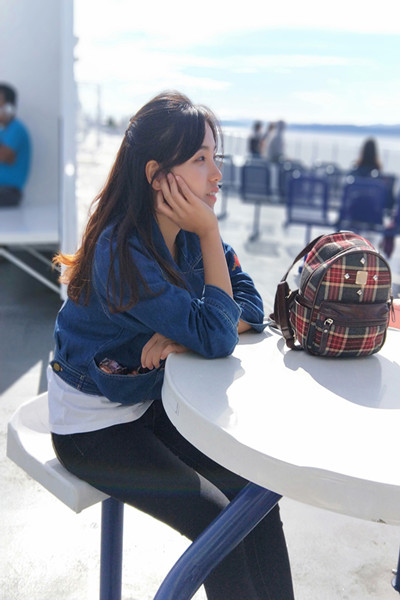 雷婷婷生活照4_副本