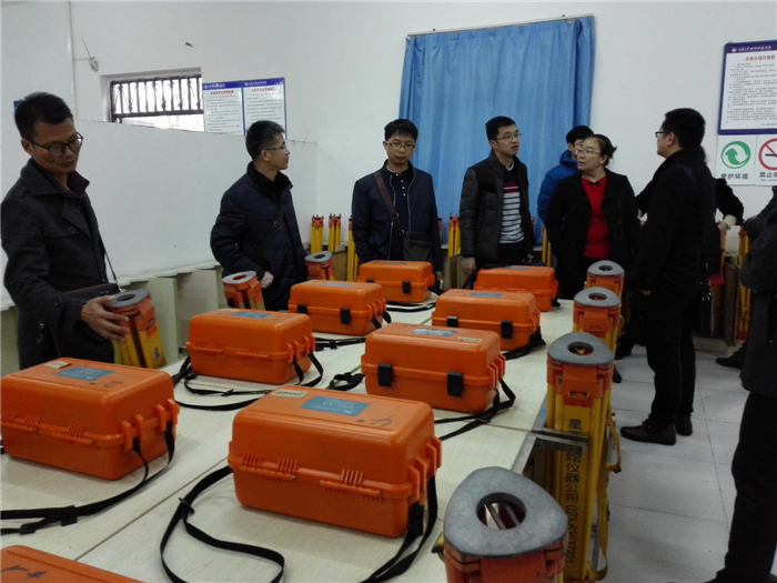 参观三期实验大楼