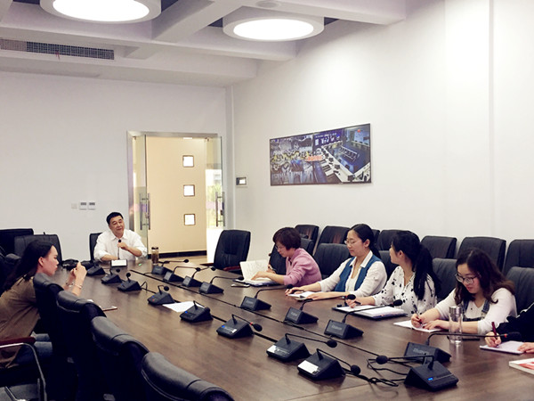 第一讲：做好高校教师教育教学工作思考2_副本