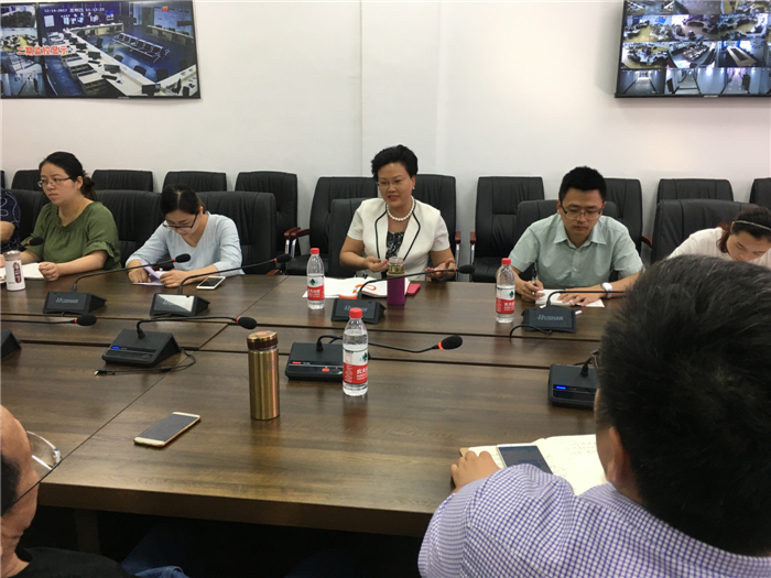党政联席会4