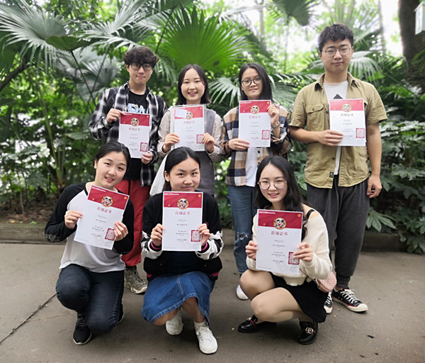 团队合影1_副本