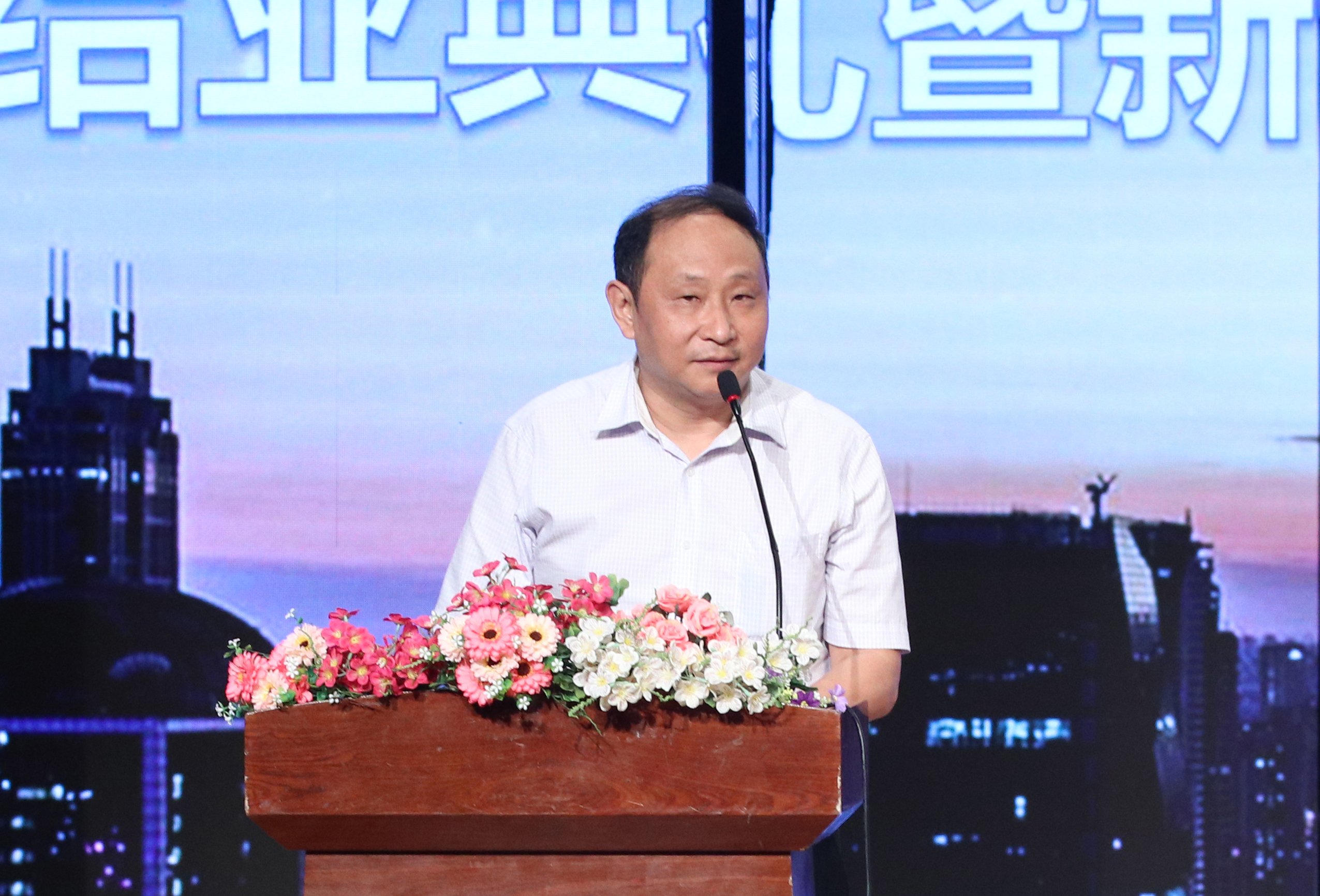 重庆铂码工程咨询有限公司总经理王东