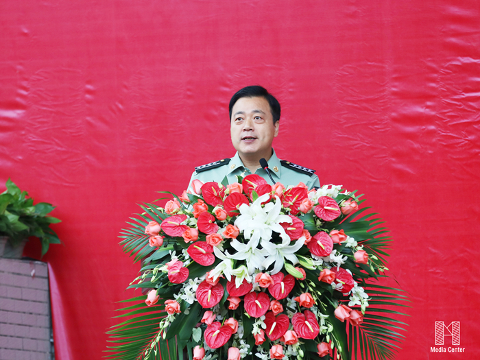 章锋云书记_副本