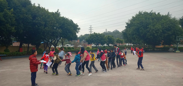 经济管理学院开展“爱心支教行 冬日暖人心”团日活动 (7)_副本