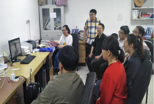 教职工1 教职工1