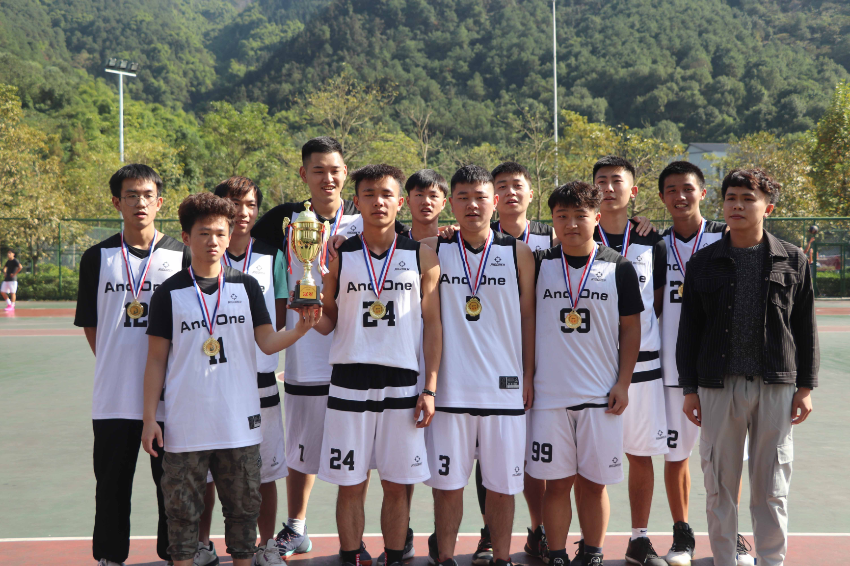 图片7。。 图片7。。