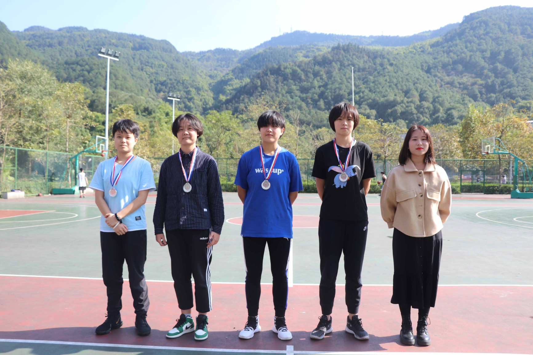 图片9。。 图片9。。