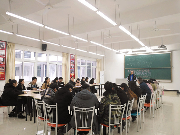 测评会照片_副本