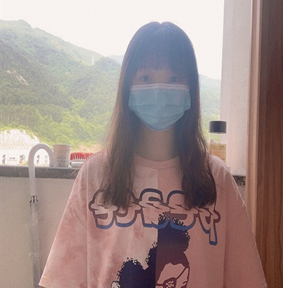 19级学妹的靠山照