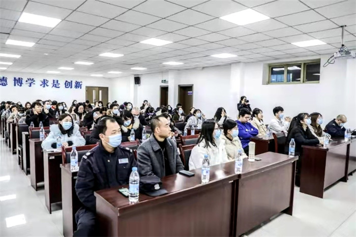 5063bdd9d3957fd095a3fef602e0d32