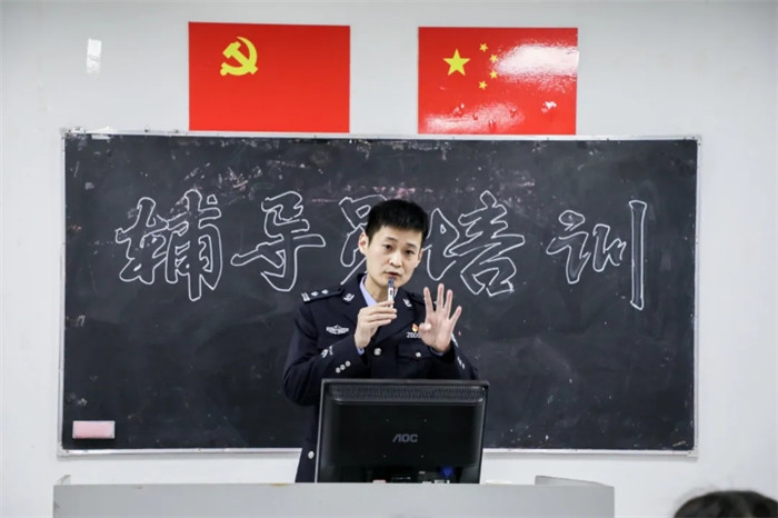 24f990991dc4b67dfe1c4bd77c2fe7b