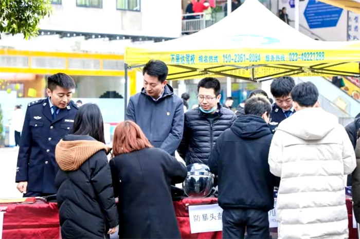 711d712ef9f74ce061af5fb7a5be317