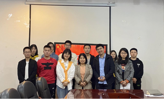 46ki8j41cw_]u7c@}s`hwwp