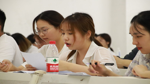 入党介绍人意见3