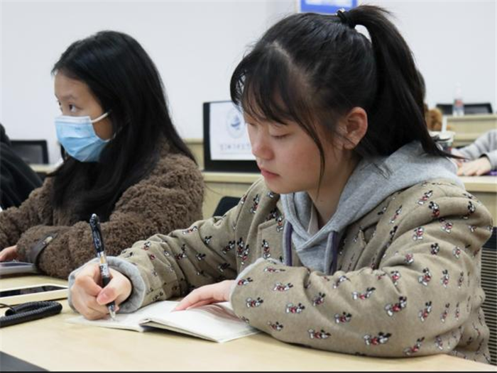 经济管理学院团学召开学生会制度改革会