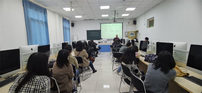 艺术与传媒学院环境设计教研室开展教授沙龙活动