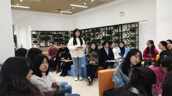 我为群众办实事 党员联系宿舍 经济管理学院学生第一党支部开展主题党日活动