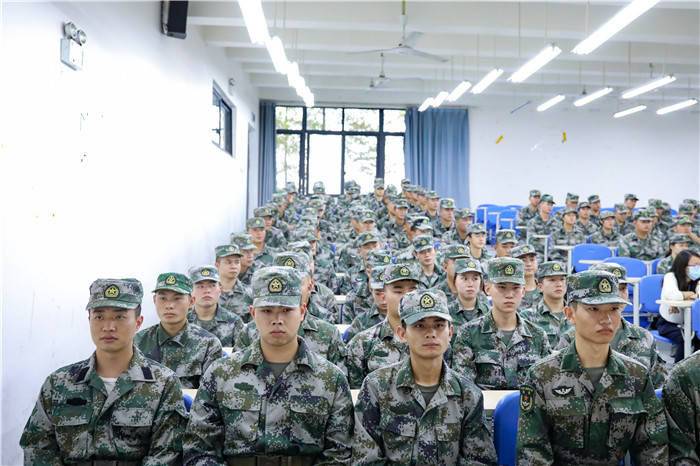 【搜狐新闻】重庆城科开展2021级学生军训教官教师见面会