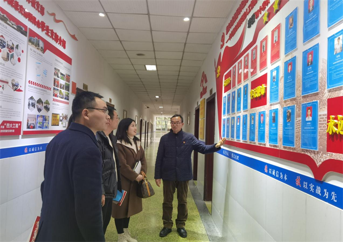 重庆城市科技学院人工智能与大数据学院一行前往重庆文理学院