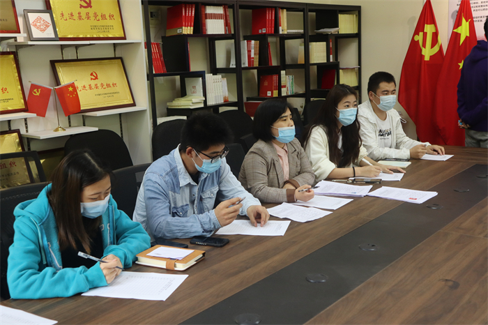 建筑与土木工程学院党建工作站开展入党积极分子纳新面试