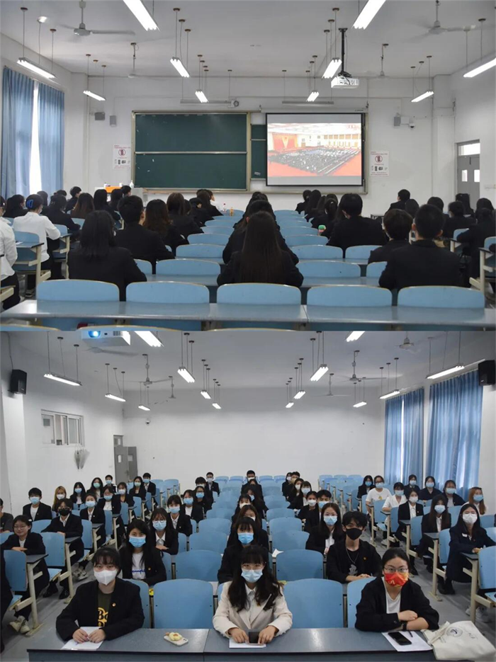 人文学院组织观看庆祝中国共产主义青年团成立100周年大会