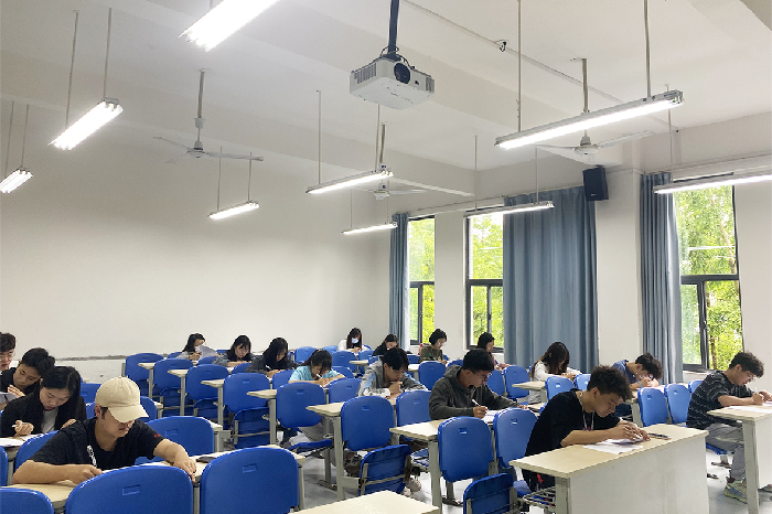 建筑管理学院开展团总支学生会学生骨干理论知识测试