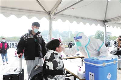 【渝西都市报】疫情防控不松懈