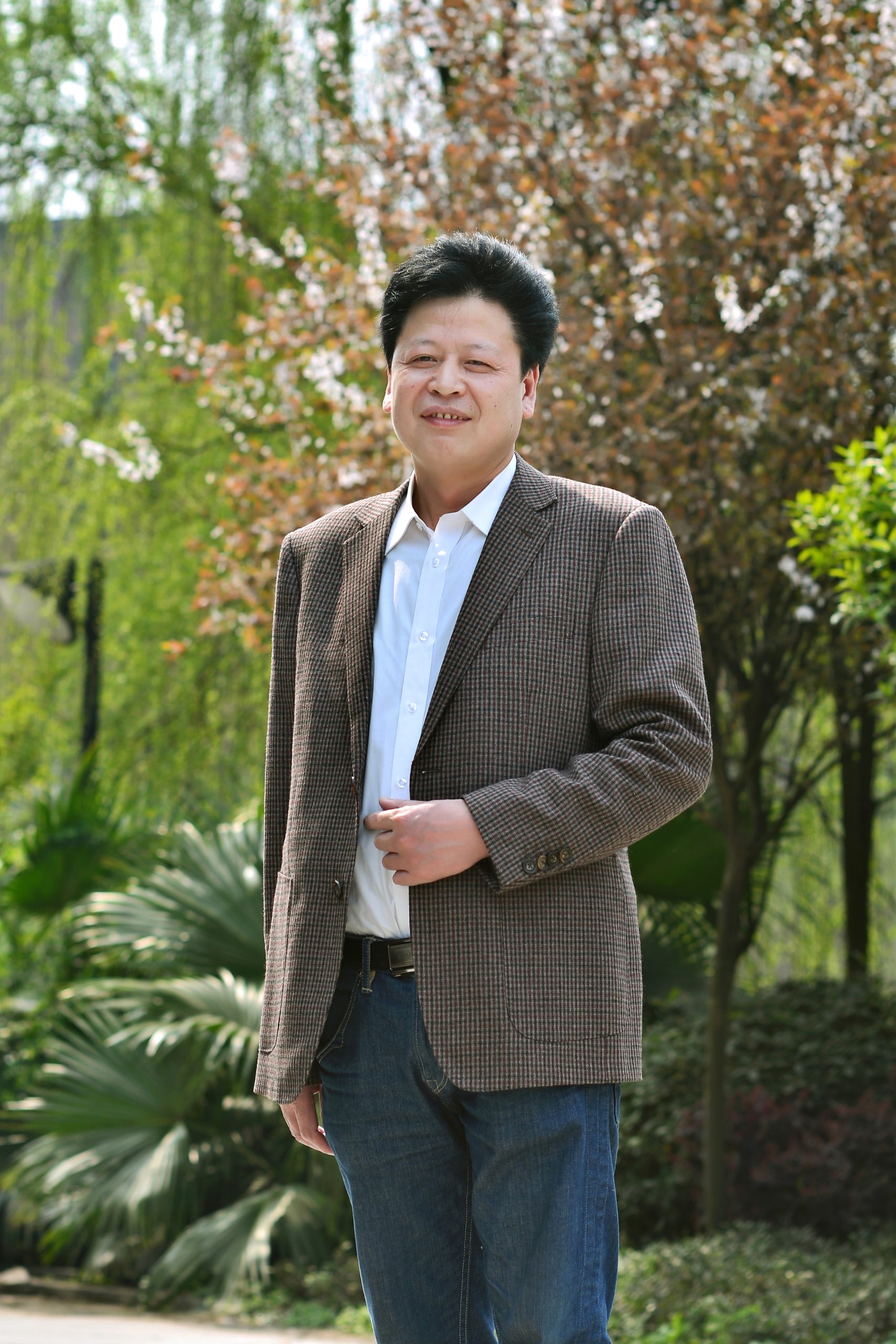 潘银松  教授