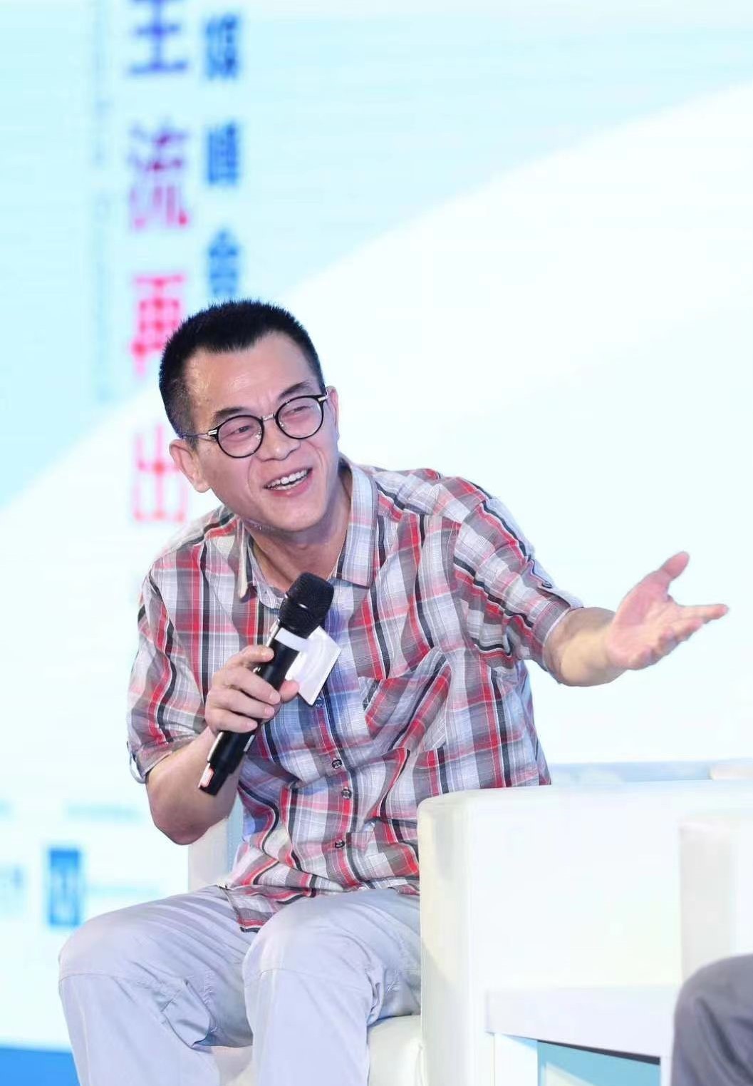 蔡敏  教授