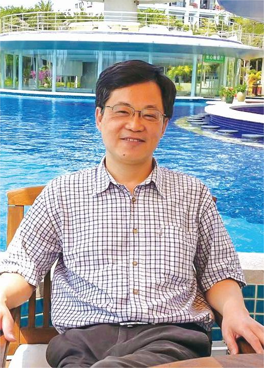 郑小晴  教授