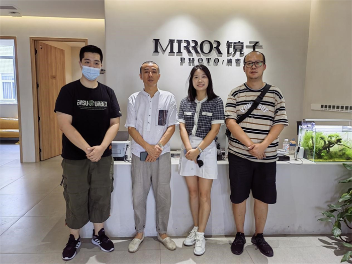 艺术与传媒学院赴重庆镜子装艺摄影有限公司开展“访企拓岗促就业”专项行动