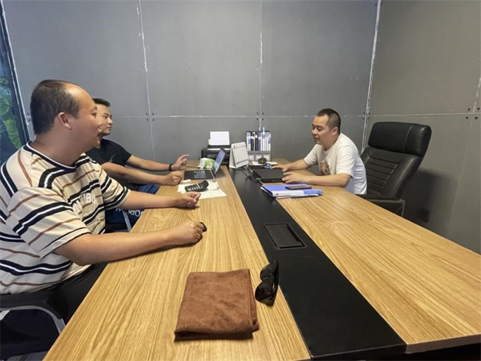 艺术与传媒学院赴重庆肆号众联影视传媒有限公司开展“访企拓岗促就业”专项行动