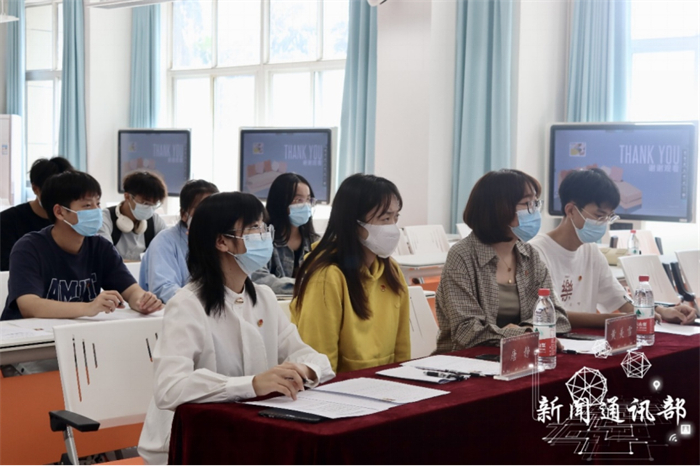人工智能与大数据学院顺利开展2022年下半年新发展团员面试