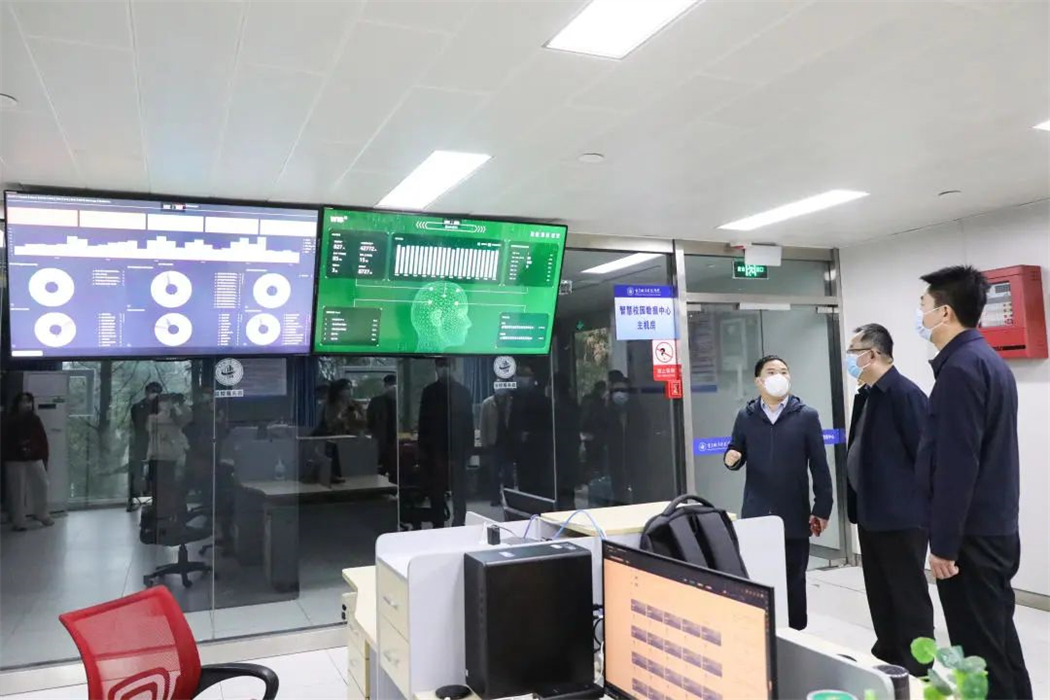 抓实疫情防控 构建安全校园｜重庆城科开展校园疫情防控和安全稳定检查