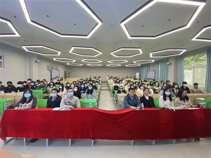 经济管理学院成功举办新学期大学生论坛