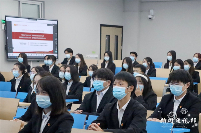 人工智能与大数据学院开展学习贯彻党的二十大精神进校园宣讲会