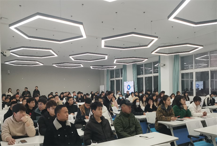 人工智能与大数据学院开展新学期开学教学大检查工作