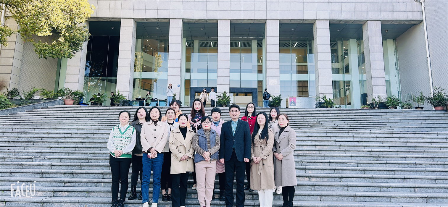 重庆科创职业学院图书馆一行前往重庆城市科技学院图书馆参观交流