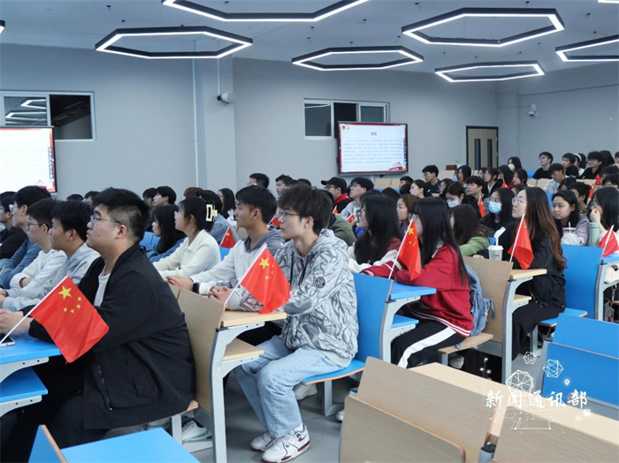 人工智能与大数据学院开展“青春践行二十大，砥砺奋进新征程”主题每月一学活动