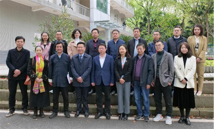 重庆城市科技学院同永川区书法家协会签署战略合作协议