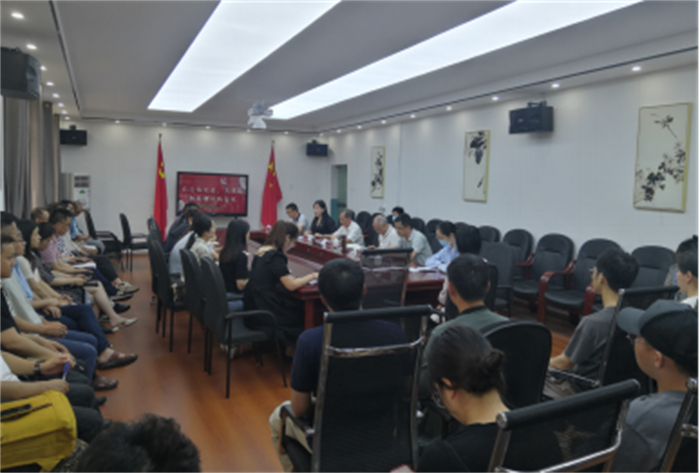 建筑与土木工程学院召开关于杨龙龙、王肖巍职务聘任会议