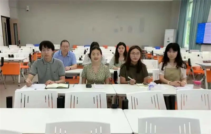 人文学院中国语言文化教研室进行首次教师磨课活动