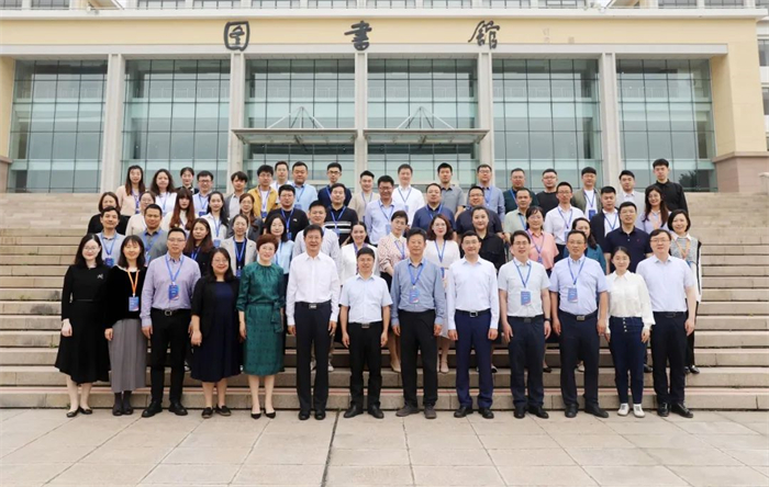 重庆城市科技学院获教育部中国大学生在线“年度校园新媒体融合共建三十强”