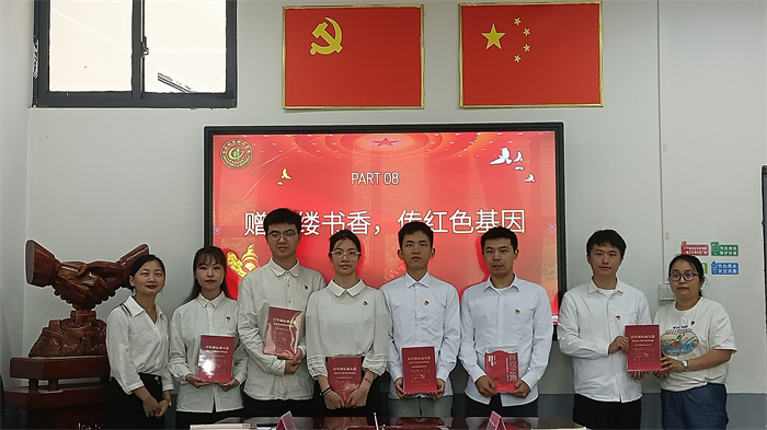 建筑管理学院召开党员先锋助管座谈会并开展毕业生离校教育