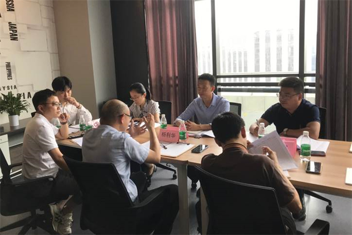 电气工程与智能制造学院赴两江半导体研究院开展调研